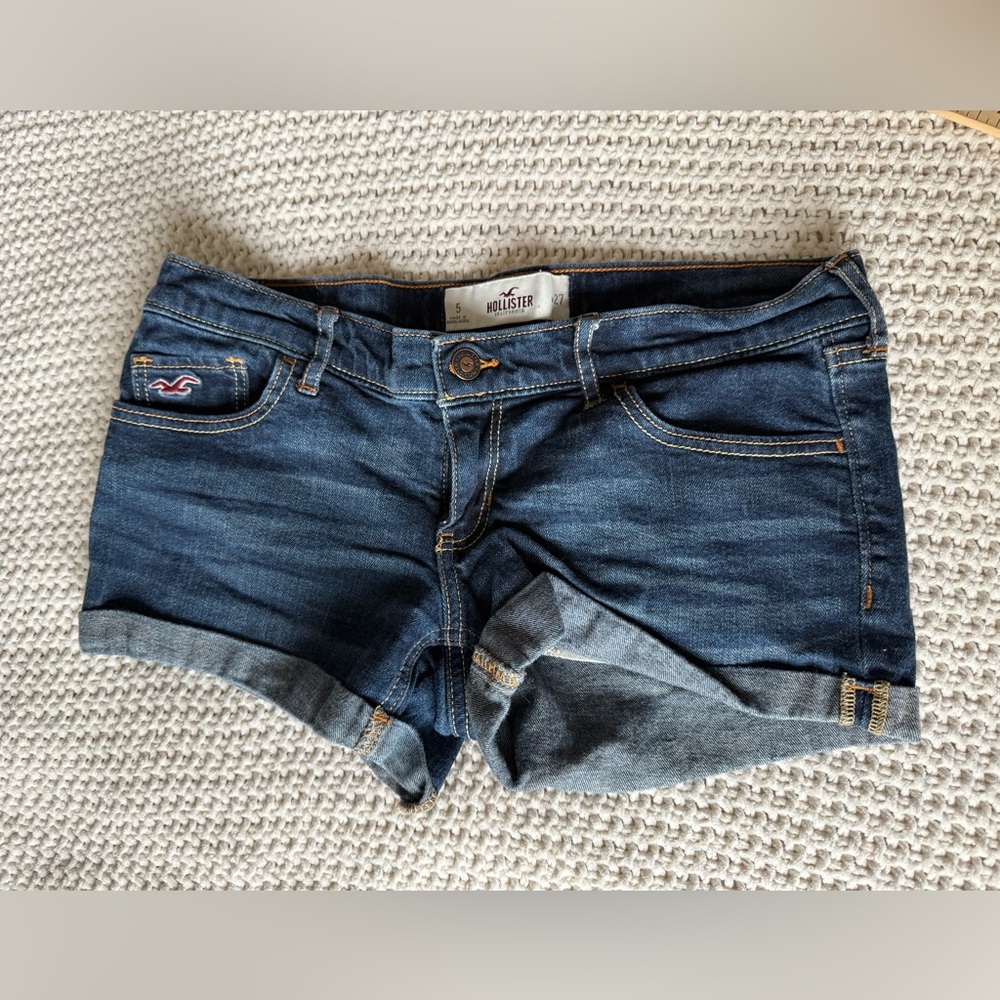 Y2K Hollister Low Rise Dark Wash Short Denim Shorts Sz 5/27 Cuffed